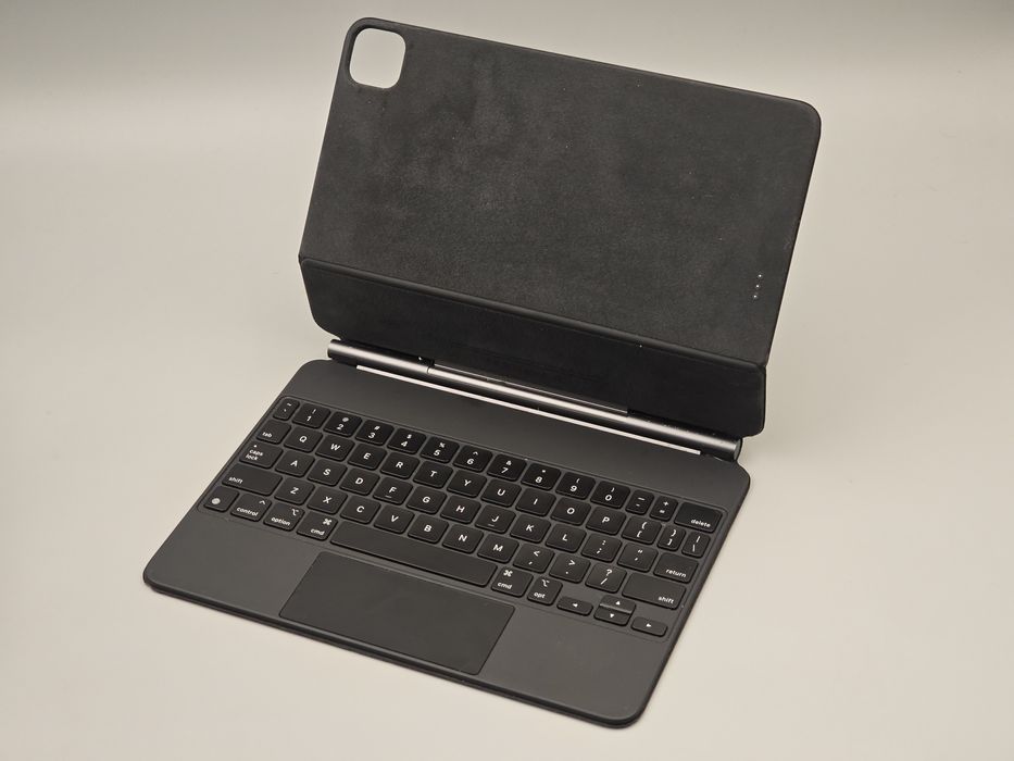 Apple Magic Keyboard ipad pro 11