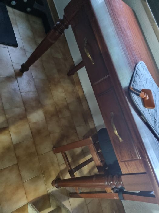 Vendo mesa madeira