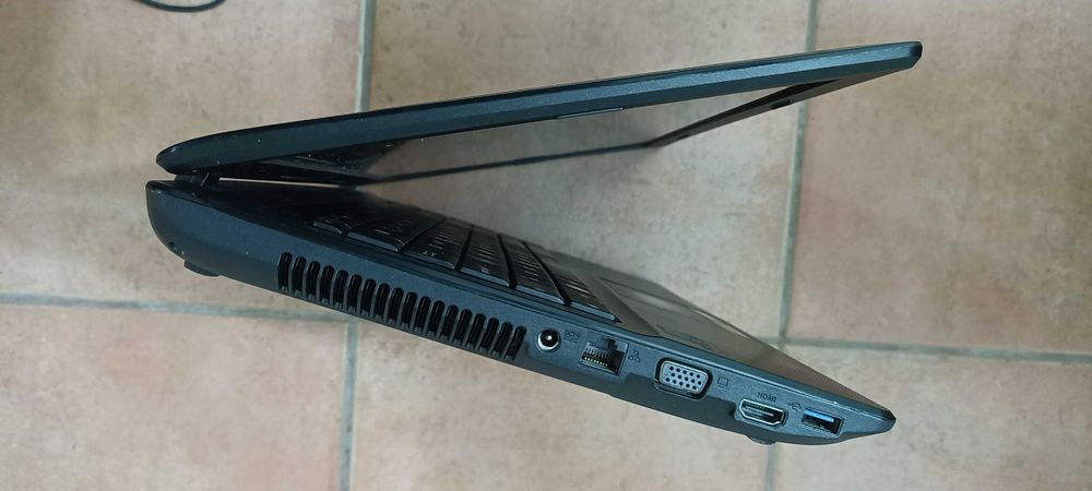 Portátil ASUS x54h completo