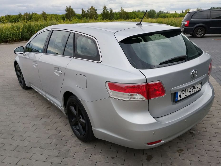 Toyota Avensis 2009r 2.0 D4D 126KM Salon Polska Tempomat Sprawna Klima Opłaty na Rok