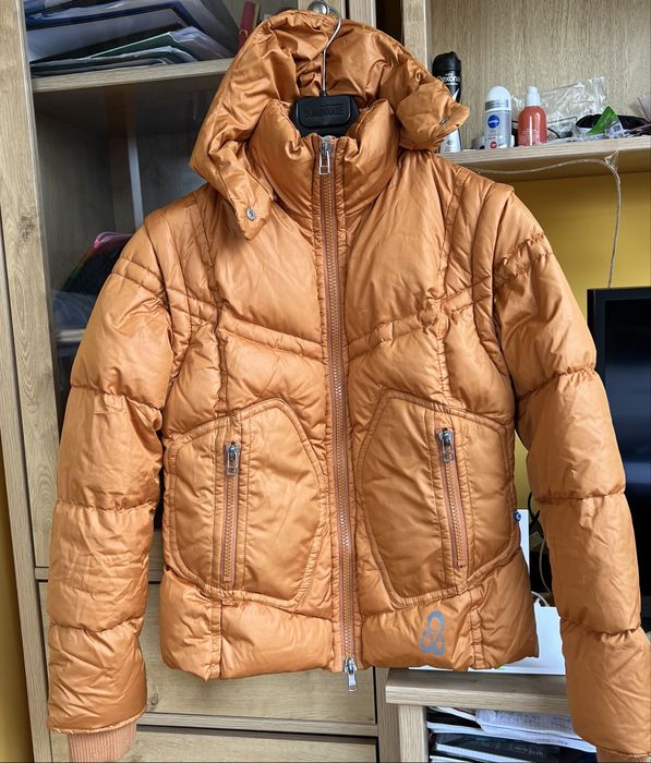 Куртка пуховик  с отстегиваюшимися рукавами, размер L