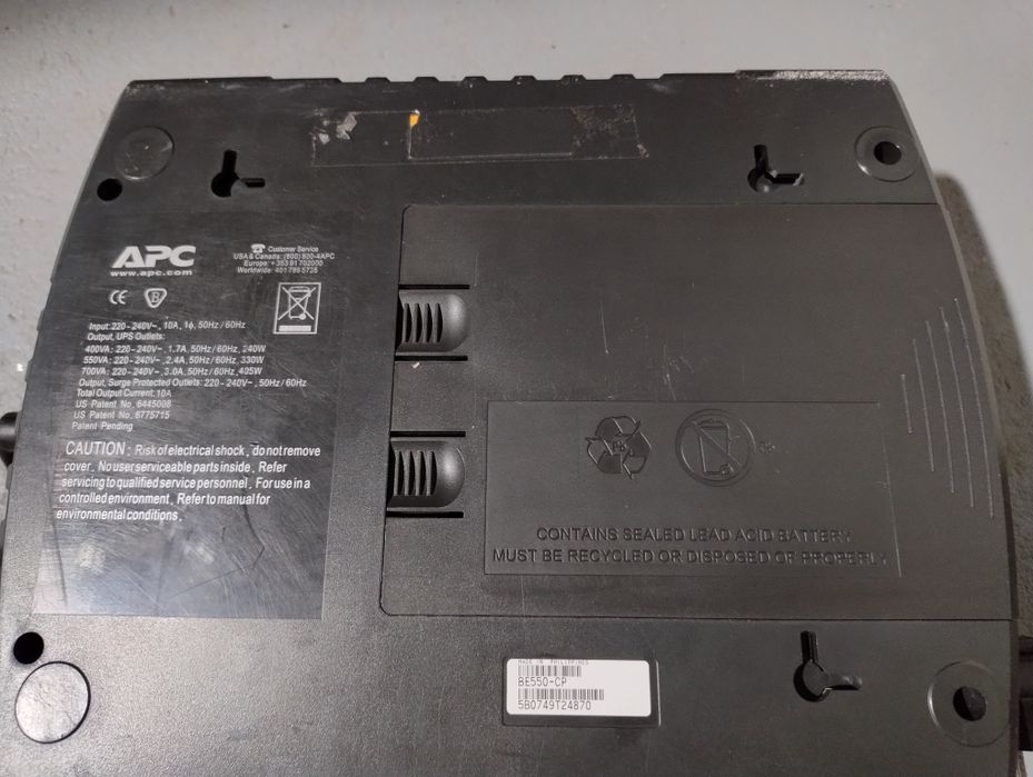 Zasilacz awaryjny UPS