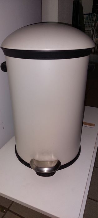 Balde lixo cozinha  novo