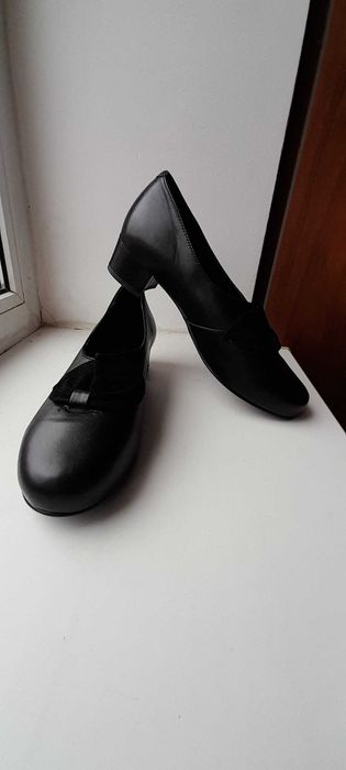 туфли кожаные 6.5  (39.5)