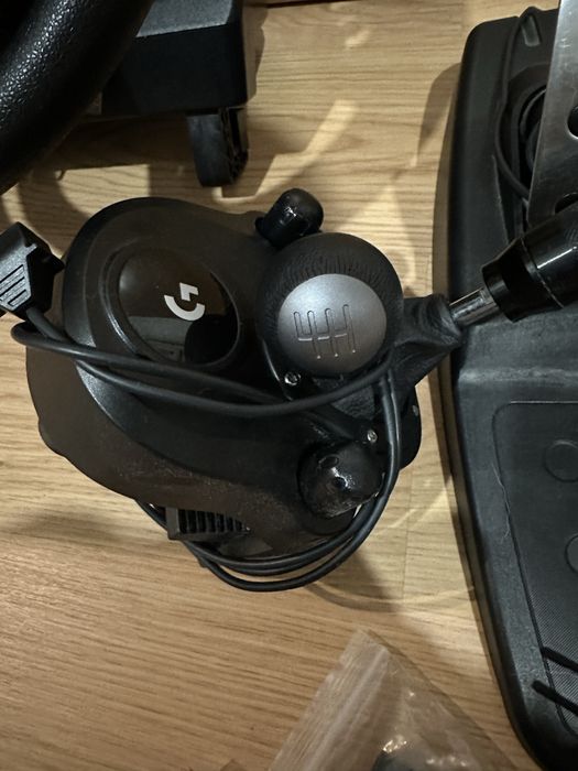 Volante G29 com caixa