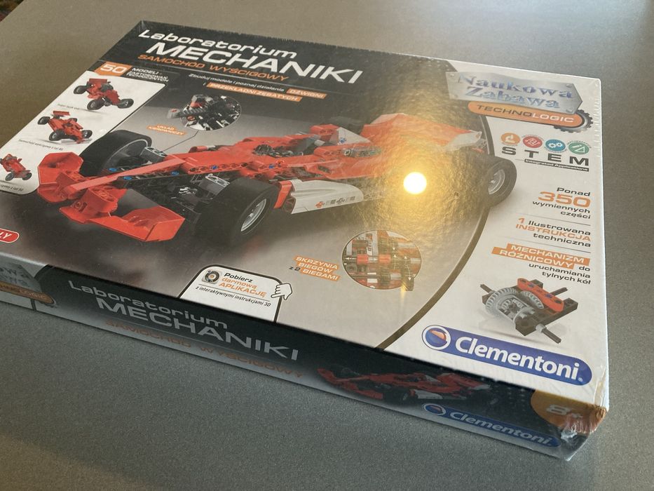 Clementoni duży zestaw - Laboratorium Mechaniki - samochód wyścigowy, 50 modeli