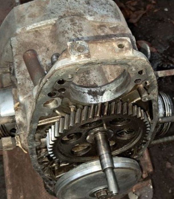 Двигатель з кпп мотоцикл мт дніпро