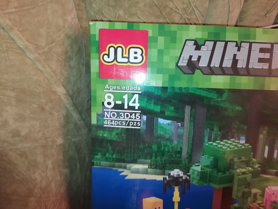 Продам конструктор Minecraft
