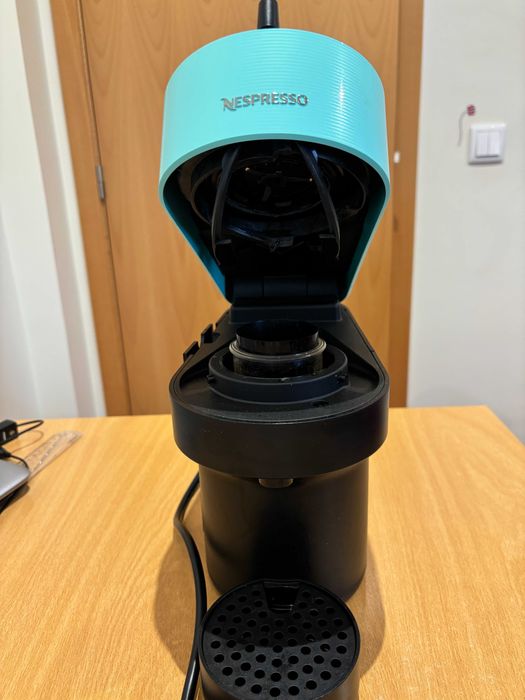 Máquina de café Vertuo Pop  Nespresso
