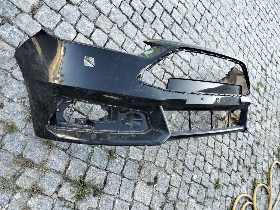 Parachoques Ford focus ST  F1EB-17757-b