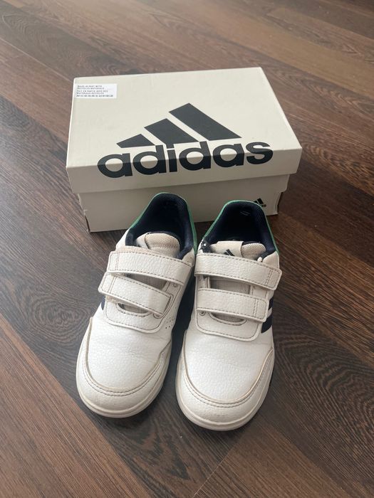 Дитячі кросівки adidas
