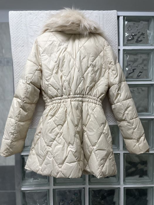 Parka Quebramar beije, gola pêlo