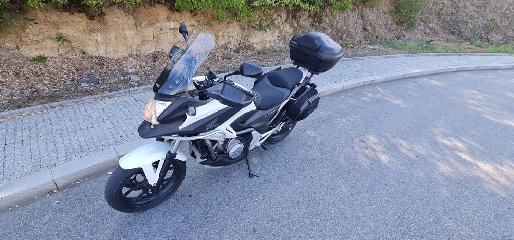 Honda nc700x automática