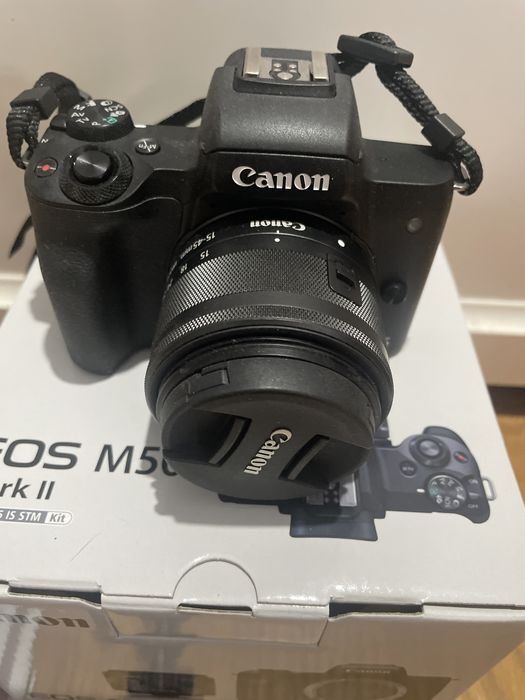 Aparat Canon EOS M50 II vlogger kit