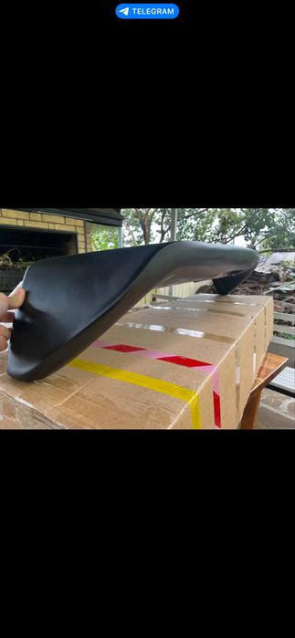 Продам спойлер Subaru forester sg