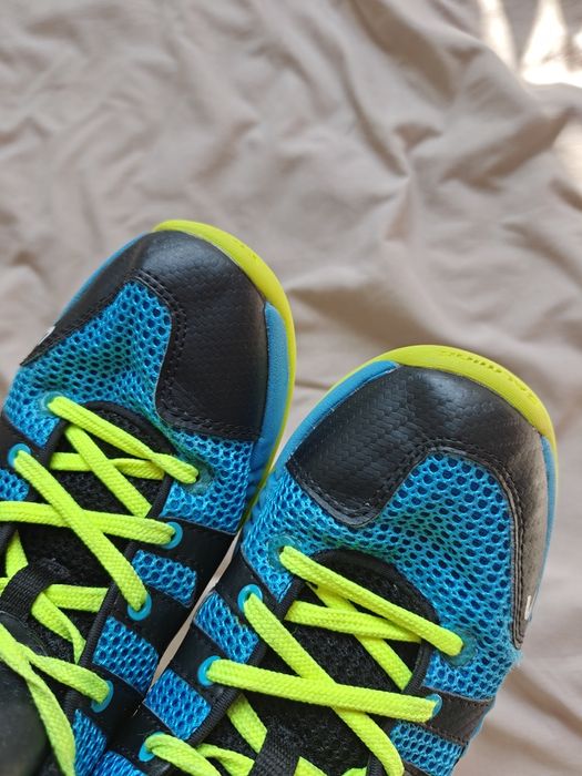 Buty sportowe Race R3 halowe halówki 39 siatkówka