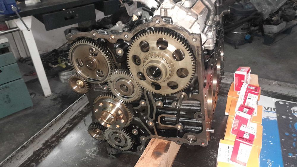 Motor Mercedes 2143 cc modelo 651 ás Peças