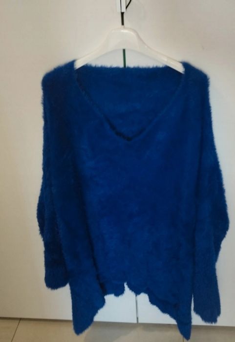 Swetr piękny cieply