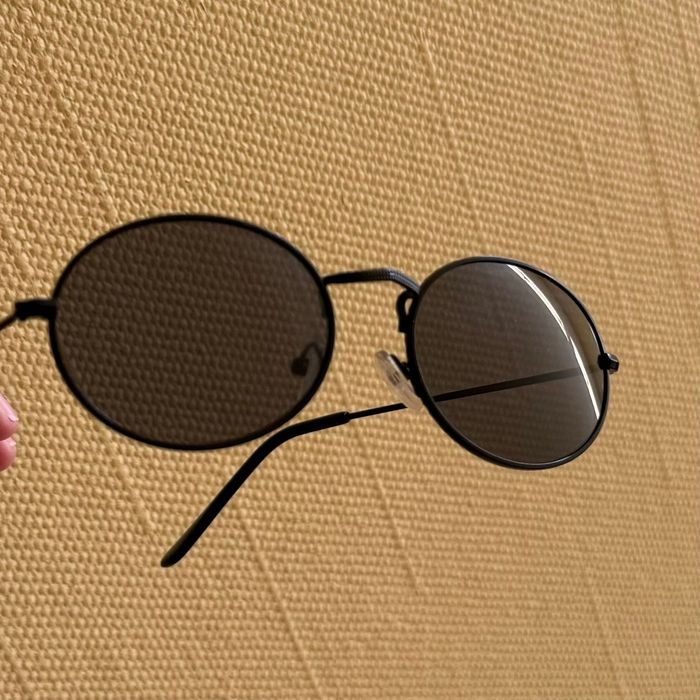 сонцезахисні окуляри