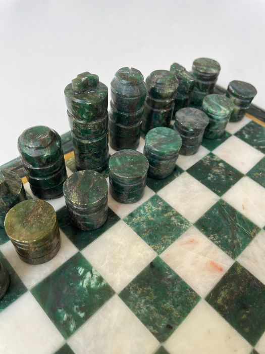 Jogo de Xadrez Vintage em pedra feito à mão
