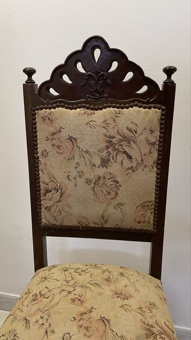 Cadeira forrada anos 70