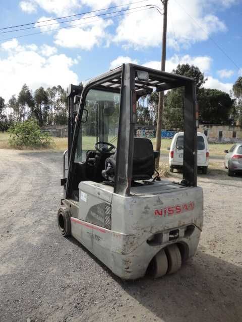 Empilhador Elétrico Nissan 2000Kg