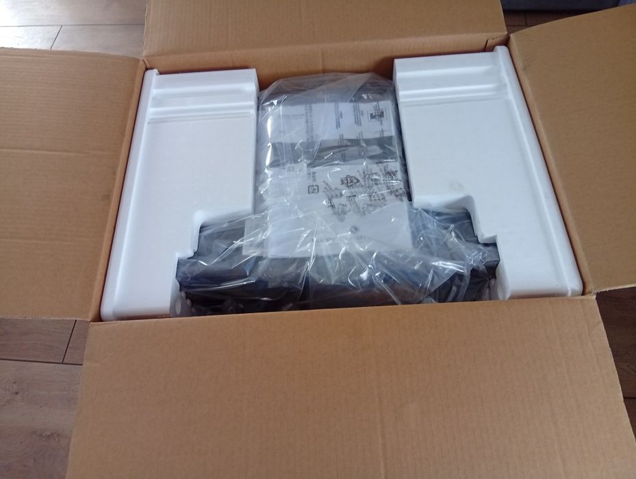 Automatyczny ekspres ciśnieniowy do kawy firmy Küppersbusch