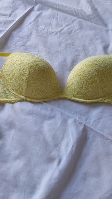 Sutiã amarelo da Tezenis