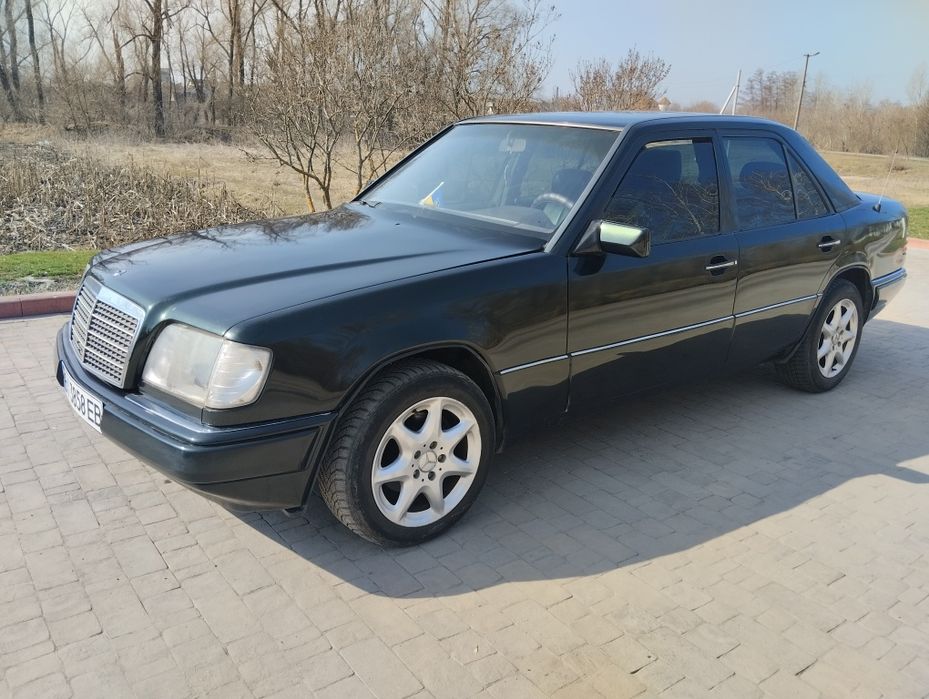 Мерседес 124..2.5д. 1995рік