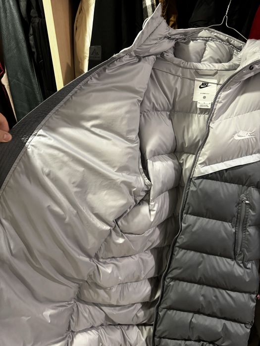 Куртка Пуховик Nike Storm- Fit Windrunner