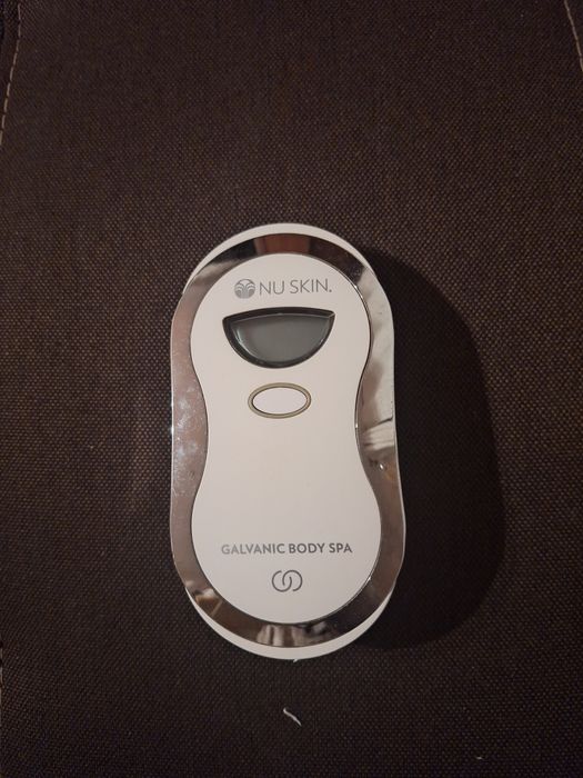 Masażer Galvanic body nu skin