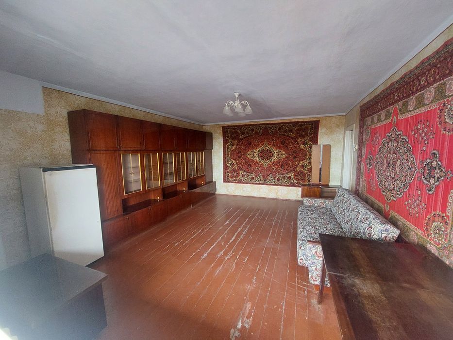 Продажа / обмен 2 комн Космонавтов / Херсонское шоссе  Площадь Победы