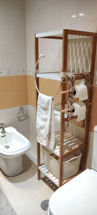 Estante com 5 prateleiras e acessórios