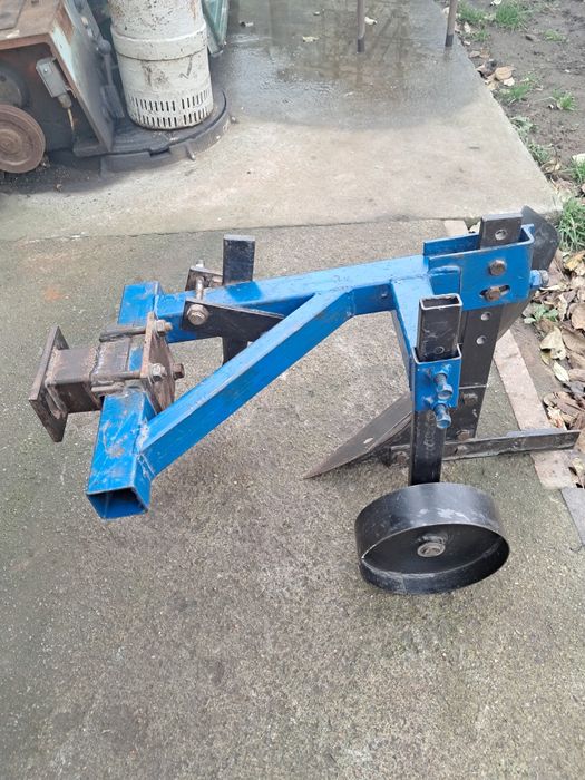Плуг до мотоблока однолемішний з предплужником