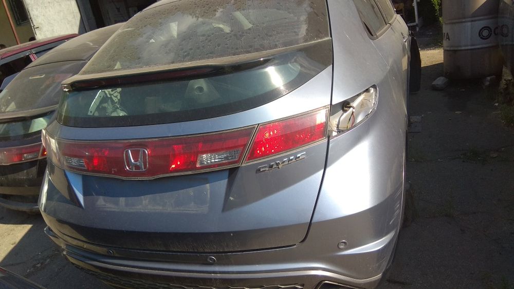 Дверь задняя передняяHonda CIVIC 5D 8 FK 2005-2012 крышка багажника