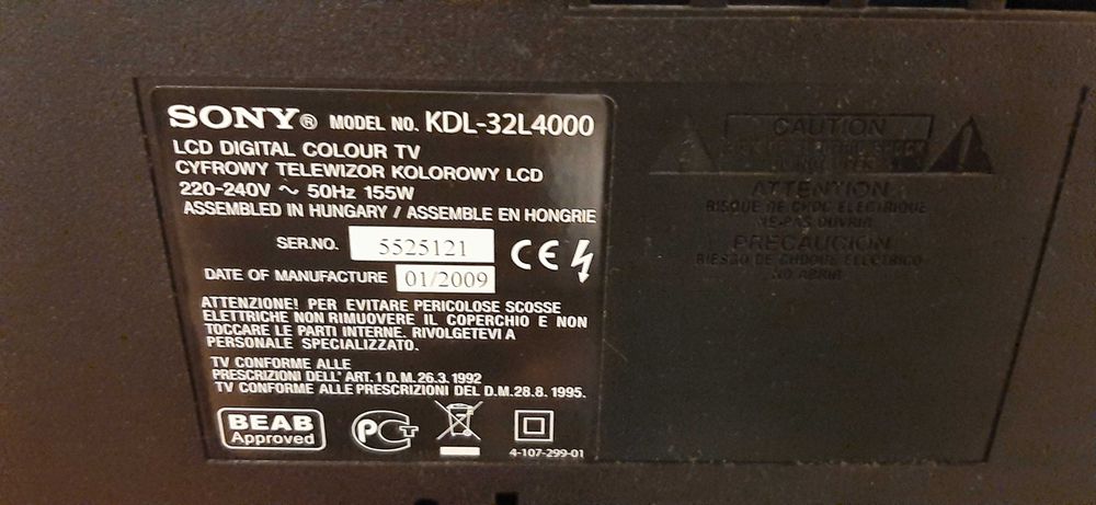 Cyfrowy telewizor LCD SONY Bravia KDL 32L4000 pilot i kabel zasilający