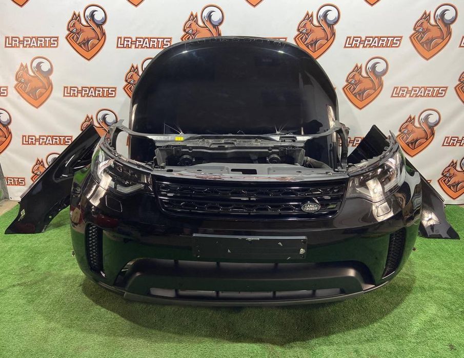 Бампер передній Land Rover Discovery 5
