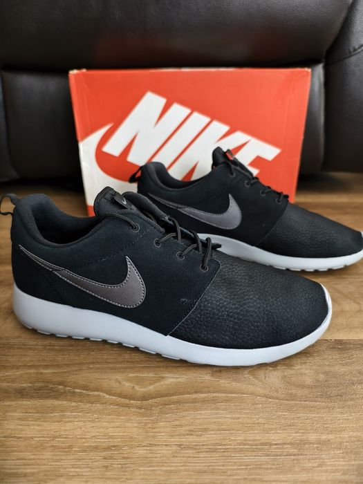 Buty Męskie Sneakersy Nike Roshe One Suede Black Rozmiar  Eu 45 -29 cm