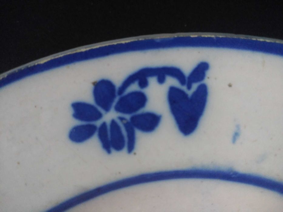 Faiança - Prato com 23cm em bom estado