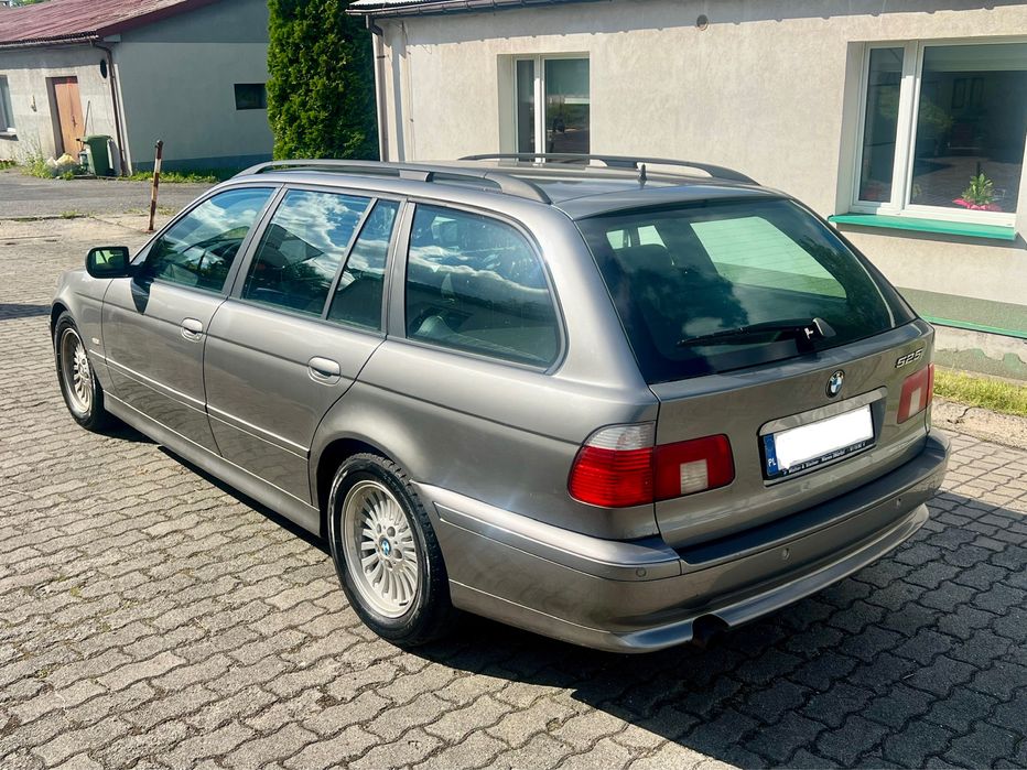 Bmw e39 2003r*2.5benzyna*192ps*xenon*climatronic*2 komplety alufelg*