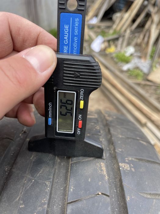 255 35 19 pirelli p zero