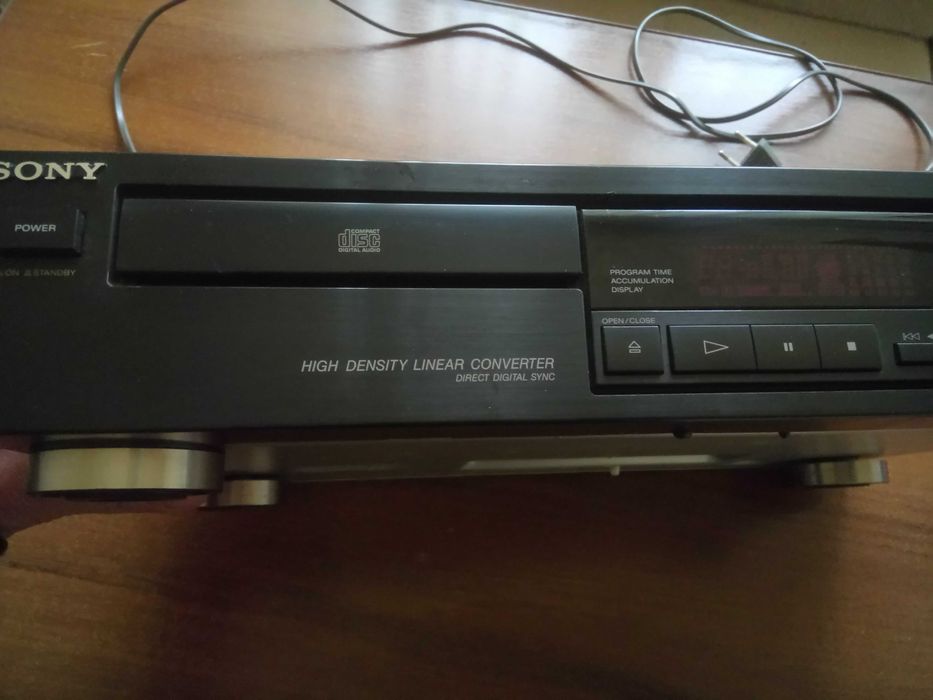 Продам CD проигрыватель Sony CDP-195.
