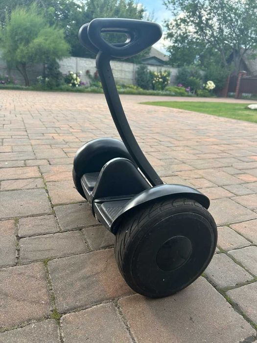 Продам дитячий гіроскутер Segway Ninebot mini б/в