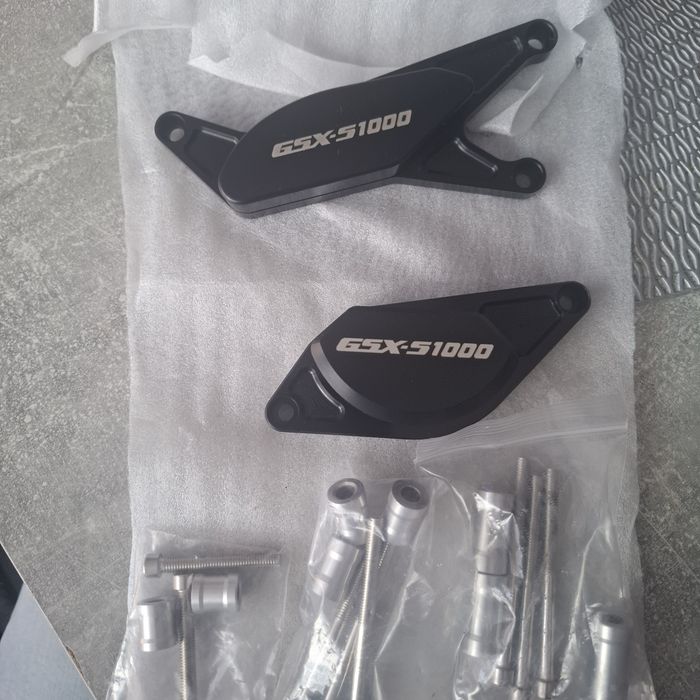 Crashpady suzuki gsxs 1000 po 21 roku