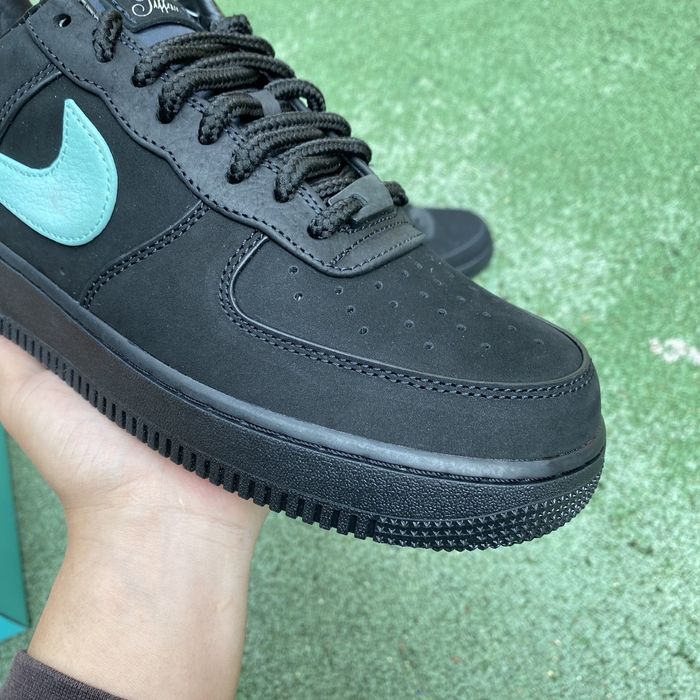 Nike Air Force x Tiffany