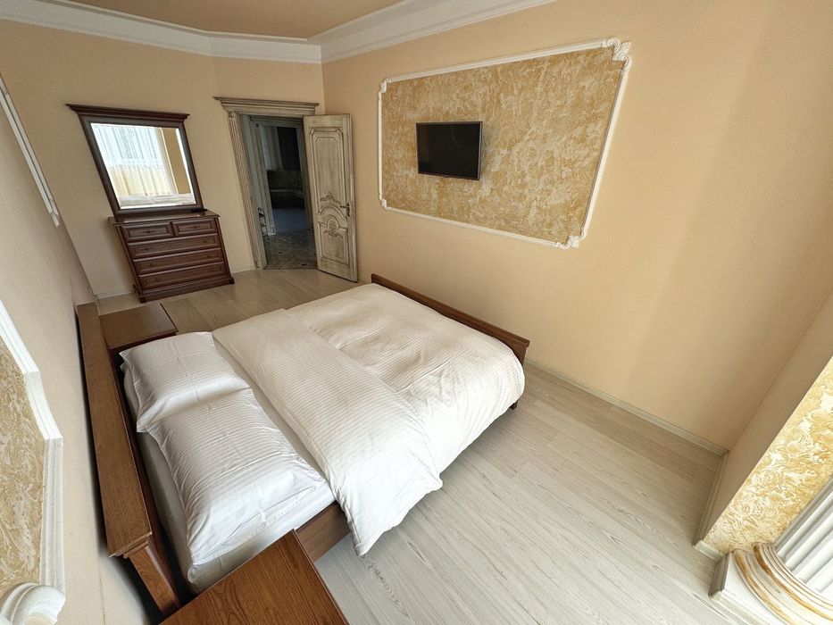 ‼️Вільно з 10 січня‼️ Двокімнатна квартира - вул. Степана Бандери 35