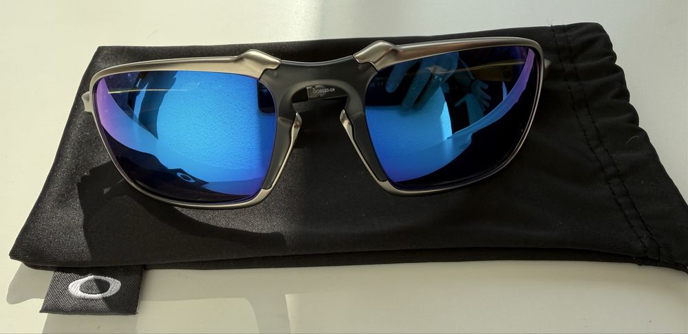 Okulary przeciwsłoneczne Oakley Badman