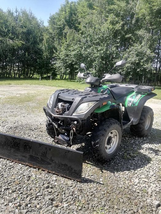 Sprzedam quada z pługiem do odśnieżania