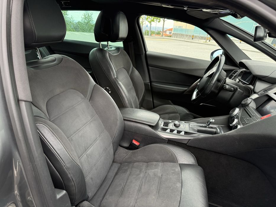 CITROËN DS5 1.6 e-HDi 115 EGS6 SoChic