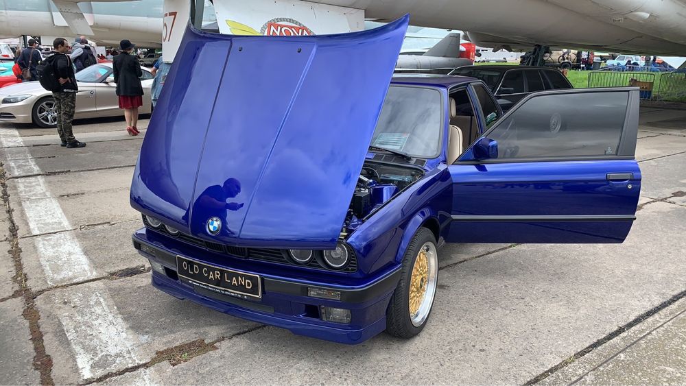 BMW E30, 1985 року ідеальний стан .